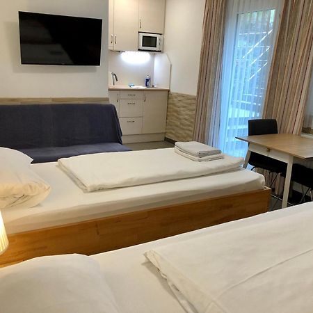Ajo Garden Terrace Studio Apartments - Self-Check-In Vienna Exterior photo