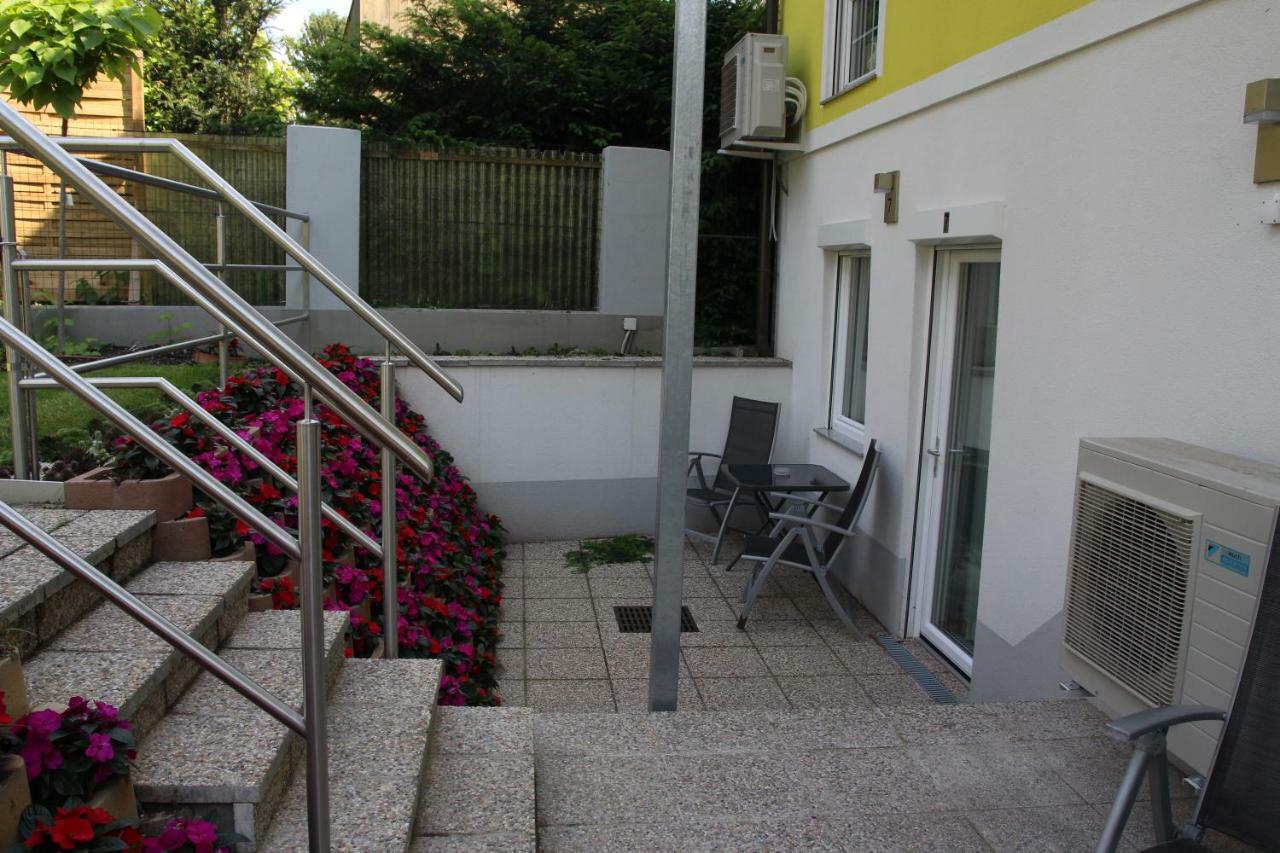 Ajo Garden Terrace Studio Apartments - Self-Check-In Vienna Exterior photo